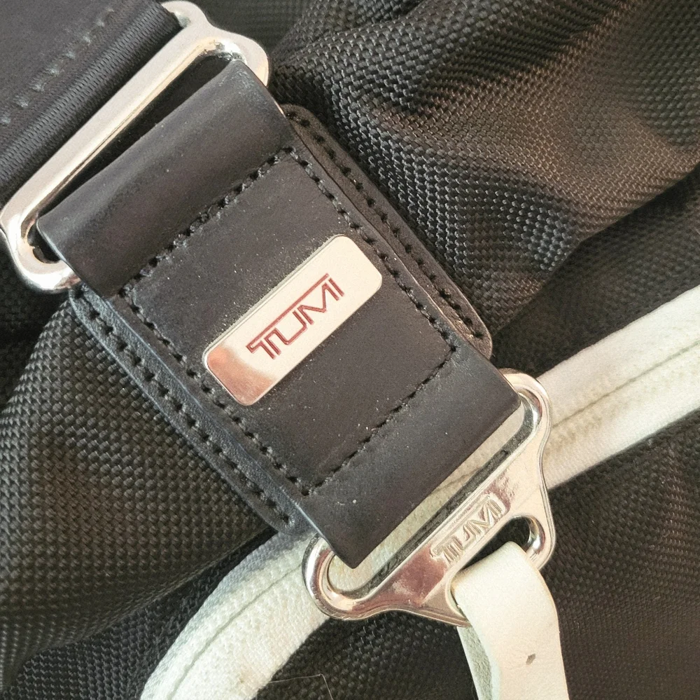 Tumi Alpha Bravo Essential Duffle Bag - Picture 8 of 14